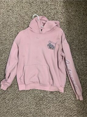 Light Pink Graphic Hooded Pullover Sweatshirt